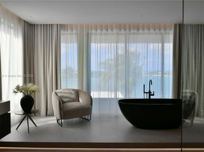 375 N Hibiscus Dr, Miami Beach FL 33139