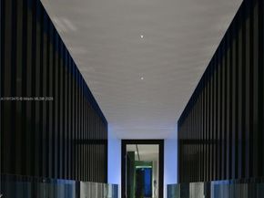 375 N Hibiscus Dr, Miami Beach FL 33139