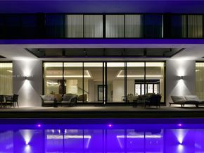 375 N Hibiscus Dr, Miami Beach FL 33139