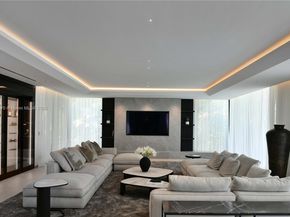 375 N Hibiscus Dr, Miami Beach FL 33139