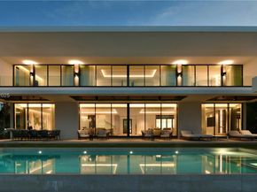 375 N Hibiscus Dr, Miami Beach FL 33139