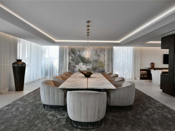 375 N Hibiscus Dr, Miami Beach FL 33139