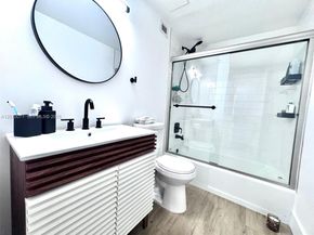 400 Kings Point Dr 1224, Sunny Isles Beach FL 33160