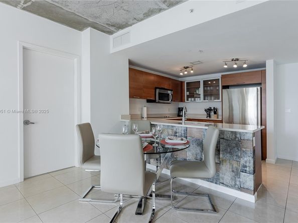 3250 NE 1st Ave 702, Miami FL 33137
