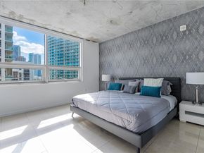 3250 NE 1st Ave 702, Miami FL 33137