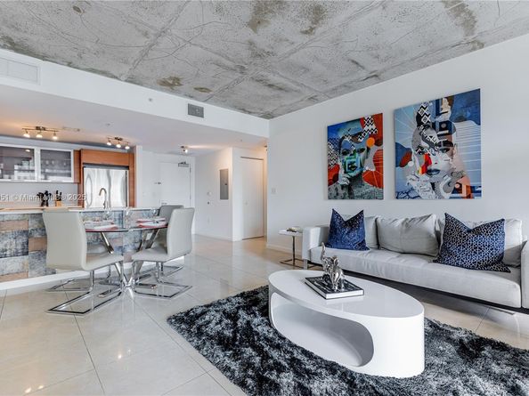 3250 NE 1st Ave 702, Miami FL 33137