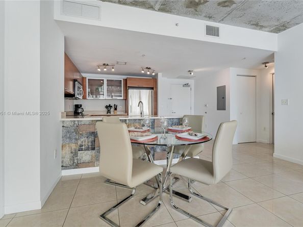 3250 NE 1st Ave 702, Miami FL 33137