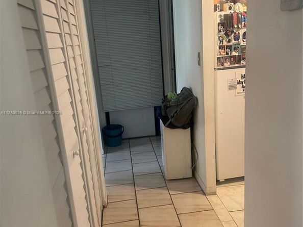 5851 Washington St 84, Hollywood FL 33121