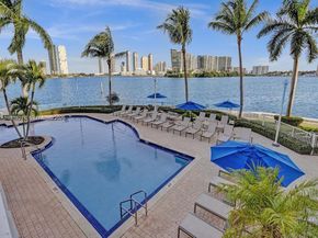 3370 Hidden Bay Dr 511, Aventura FL 33180