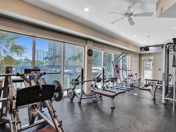 3370 Hidden Bay Dr 511, Aventura FL 33180