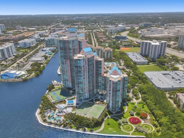 3370 Hidden Bay Dr 511, Aventura FL 33180