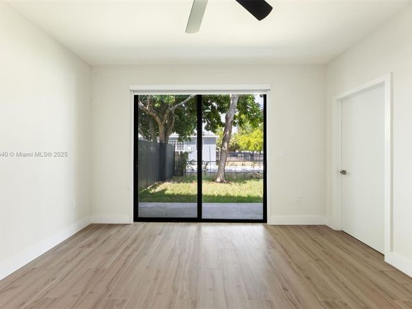 6850-6852 NW 4th AVE, Miami FL 33150