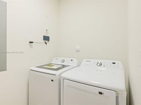 6850-6852 NW 4th AVE, Miami FL 33150