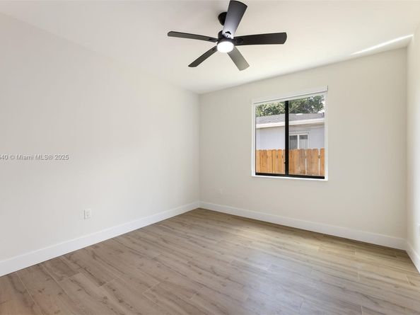 6850-6852 NW 4th AVE, Miami FL 33150