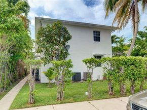 1791 Marseille Dr, Miami Beach FL 33141