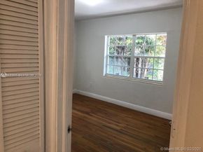 1791 Marseille Dr, Miami Beach FL 33141