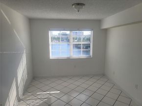 2600 Collins Ave 509, Miami Beach FL 33140