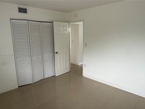 3849 NE 169th St 201, North Miami Beach FL 33160