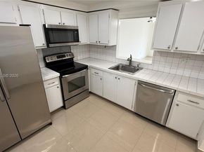 3849 NE 169th St 201, North Miami Beach FL 33160