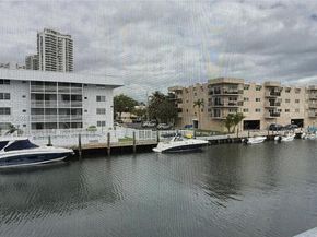 3849 NE 169th St 201, North Miami Beach FL 33160