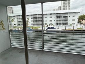 3849 NE 169th St 201, North Miami Beach FL 33160