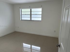 3849 NE 169th St 201, North Miami Beach FL 33160