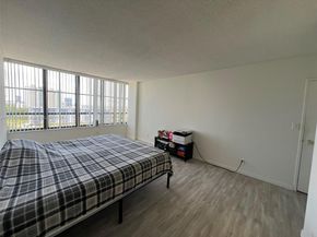 500 Three Islands Blvd 715, Hallandale Beach FL 33009