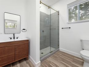 1001 NE 82nd St, Miami FL 33138