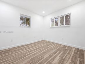 1001 NE 82nd St, Miami FL 33138