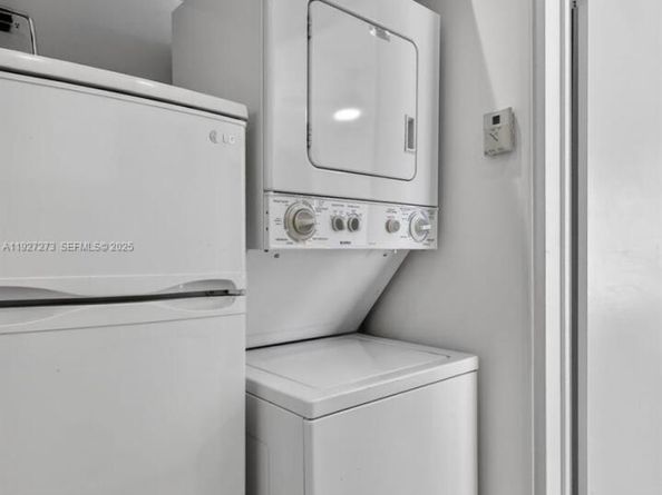 1555 Pennsylvania Ave 205, Miami Beach FL 33139