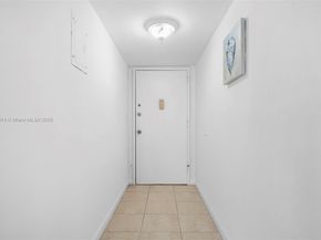 401 Golden Isles Dr 304, Hallandale Beach FL 33009