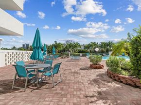 401 Golden Isles Dr 304, Hallandale Beach FL 33009