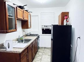 7800 Byron Ave 5, Miami Beach FL 33141