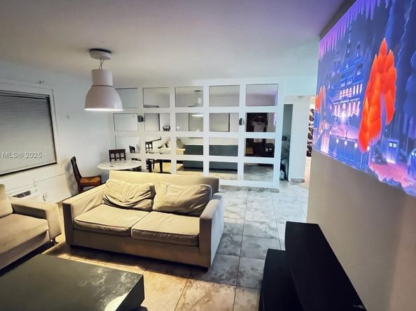 7800 Byron Ave 5, Miami Beach FL 33141