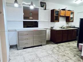 7800 Byron Ave 5, Miami Beach FL 33141