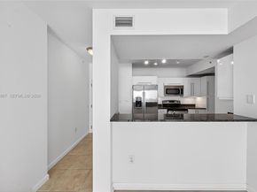 7350 SW 89th St 1703S, Miami FL 33156