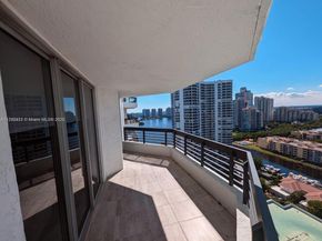 3500 Mystic Pointe Dr 2502, Aventura FL 33180