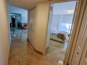 3500 Mystic Pointe Dr 2502, Aventura FL 33180