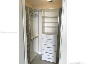 1300 Brickell Bay Dr 1807, Miami FL 33131