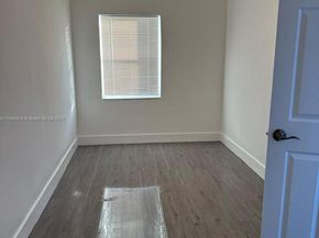 783 NW 98th St, Miami FL 33150