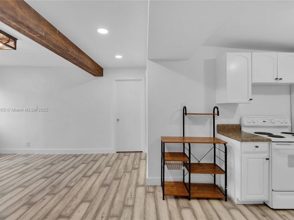 649 NW 24th Ave, Fort Lauderdale FL 33311