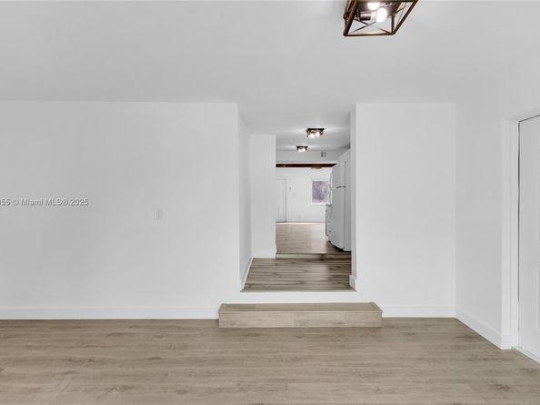 649 NW 24th Ave, Fort Lauderdale FL 33311