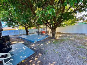 830 SE 7th Pl, Hialeah FL 33010
