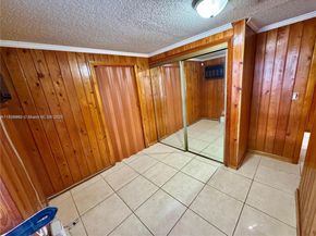 830 SE 7th Pl, Hialeah FL 33010