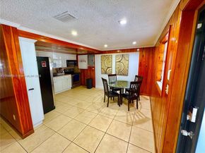 830 SE 7th Pl, Hialeah FL 33010