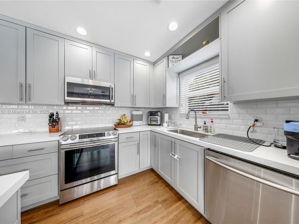 9271 SW 58 Terr, Miami FL 33173