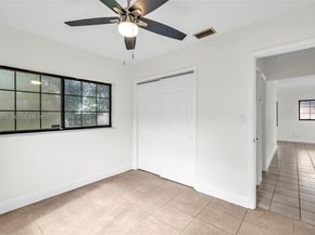 1317 NW 7th Ter, Fort Lauderdale FL 33311