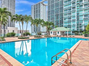 31 SE 5th St 2911, Miami FL 33131