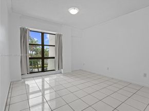 77 Crandon Blvd 3C, Key Biscayne FL 33149