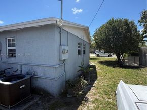 1701 NW 6th Ave, Pompano Beach FL 33060